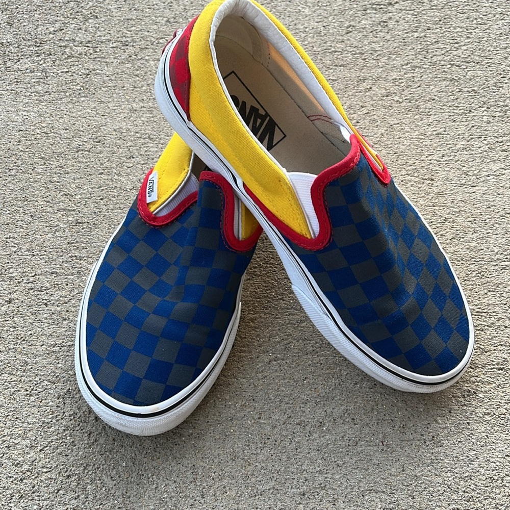 VANS Checkered Slip-On Sneakers size 6 women’s